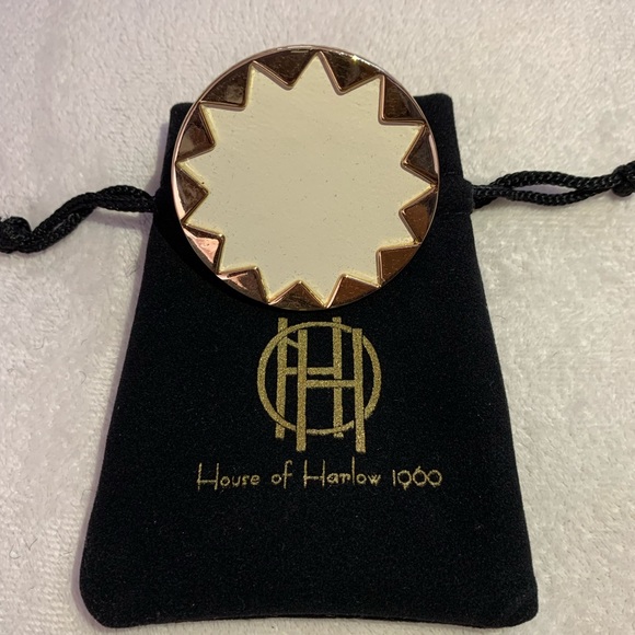 White, Original House of Harlow 1960 Sunburst Ring - Picture 2 of 5